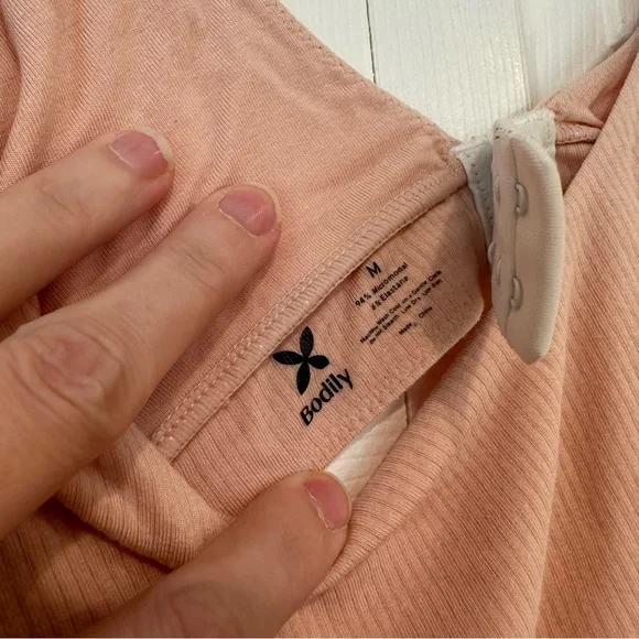 Women's Pink Ribbed Bralette - Picture 4 of 10